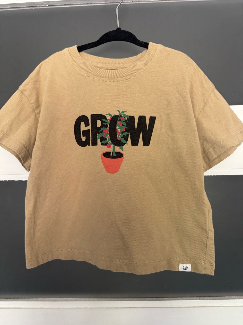 GAP Kids 'Grow Together’ Tee